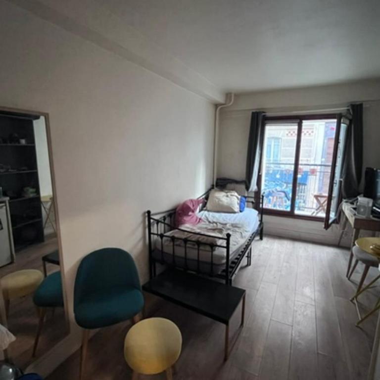 Grand studio avec balcon à Paris 10 - Studio - 2
