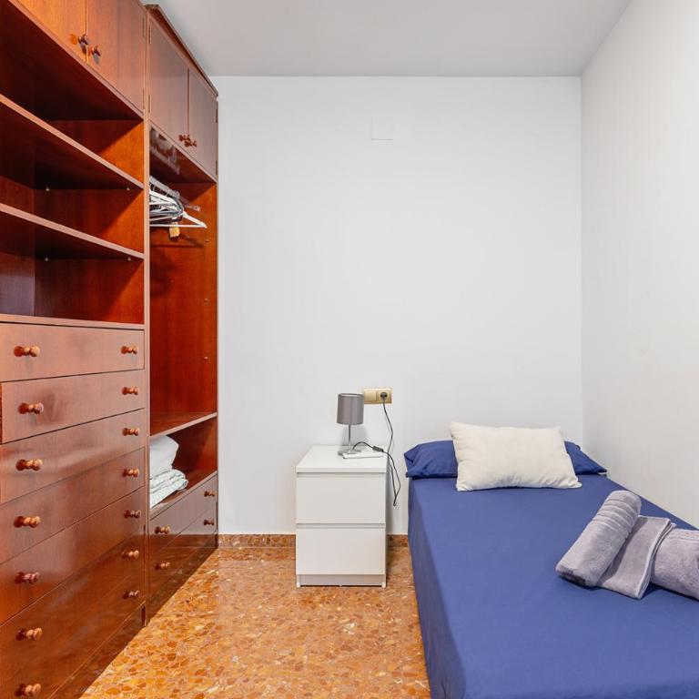 Piso grande de 120 m2, a 15' de la playa en coche - Apartamento - 22