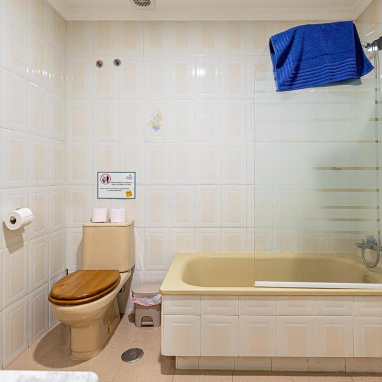 Piso grande de 120 m2, a 15' de la playa en coche - Apartamento - 19