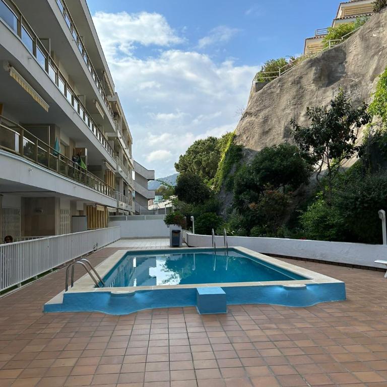 Tossa Veran – 100m Playa, Parking y Wifi, piscina - Apartment - 3
