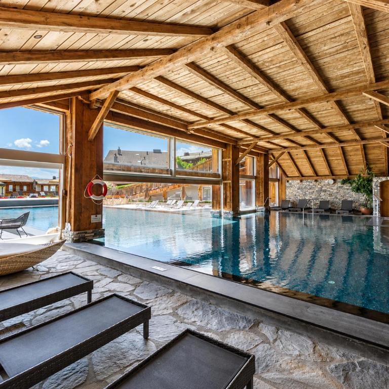 Studio with a swimming pool in Crans-Montana - Studio - 3