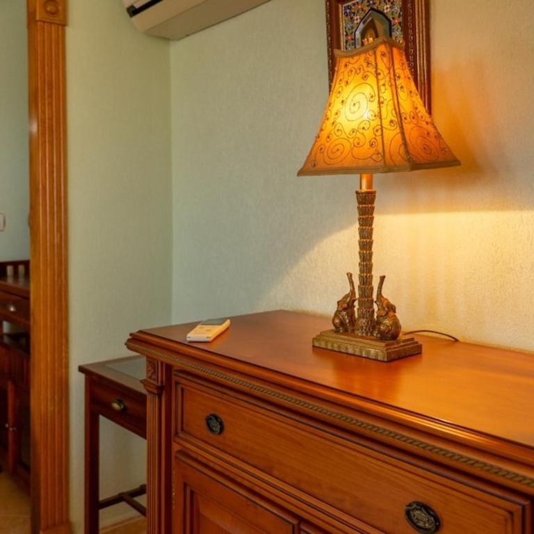 Stylish Villa near beach & pool access - Two-Bedroom House - 51