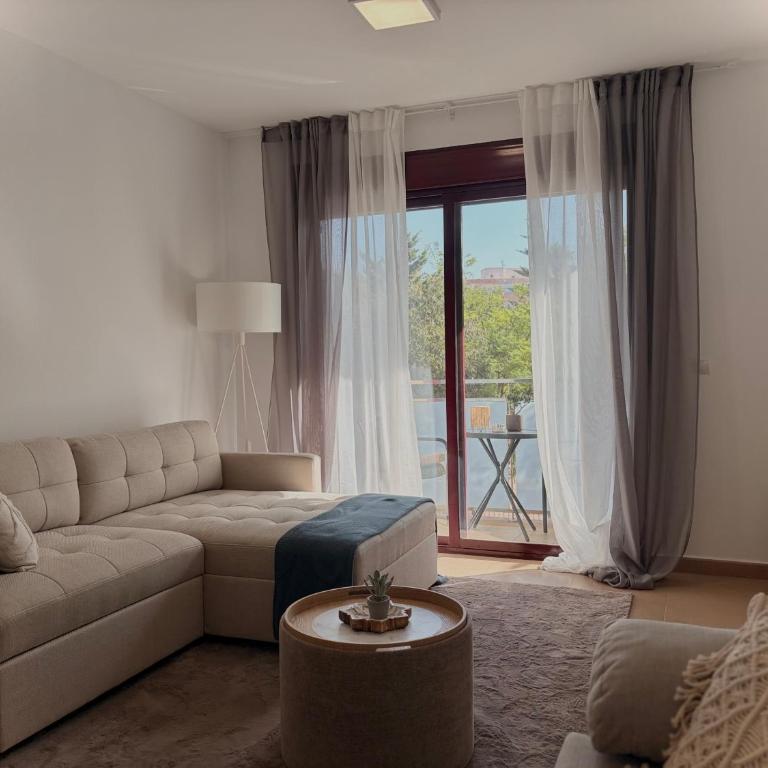 Marina Essence Luxury - Two-Bedroom Apartment - 14