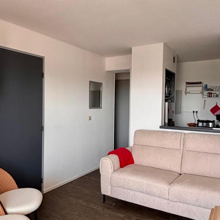Ravissant appartement climatisé - 4 pers., vue montagne - FR-1-748-41 - Appartement - 13