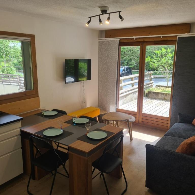 Appart 4 pers, ménage compris, parking et terrasse - Appartement 2 Chambres - 7