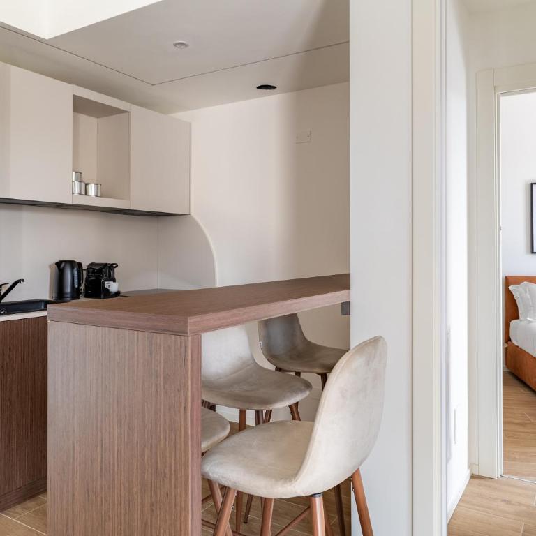CityLife Terrace Suites - Apartamento Superior de 1 dormitorio con balcón - 2