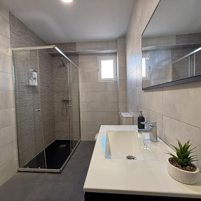 Armengual Centro Stay 2 Rooms - Málaga - Two-Bedroom Deluxe Apartment - 17