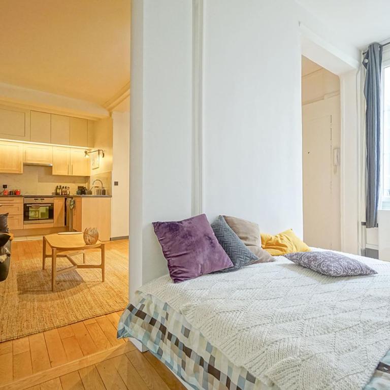 Charmant Studio Bien épuré Proche Sacre Coeur - Appartement - 9