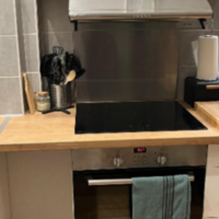 Charmant T2 Batignolles avec cour privée - Appartement - 6