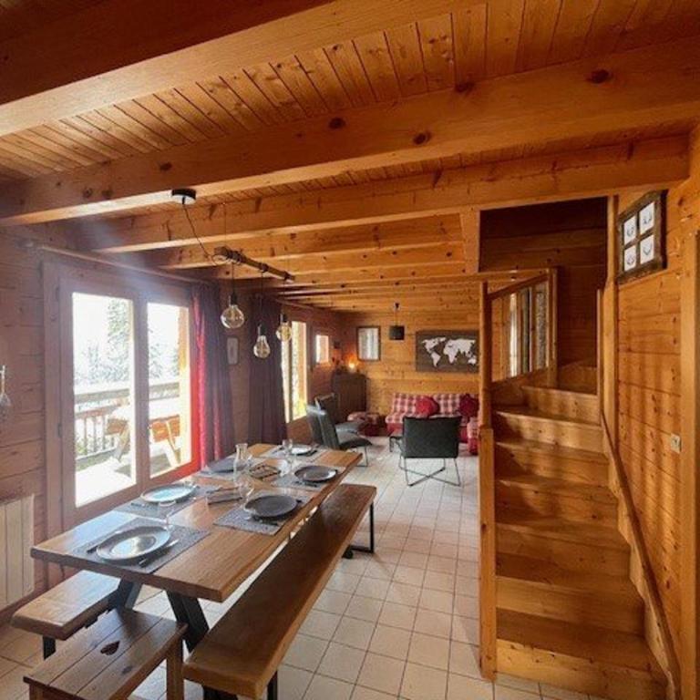 Chalet équipé avec poêle et garage, proche centre et remontées mécaniques - Chalet con 3 Camere da Letto - 16