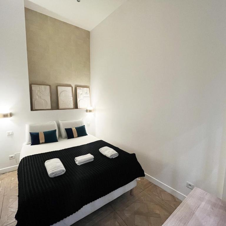 UrbanFlat 66 - Quiet & cosy Apartment in center of Paris - Appartamento - 18