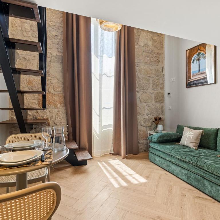 Beautiful Duplex Centre de Nice, Air Conditioning, renovated - Appartement 1 Chambre - 1