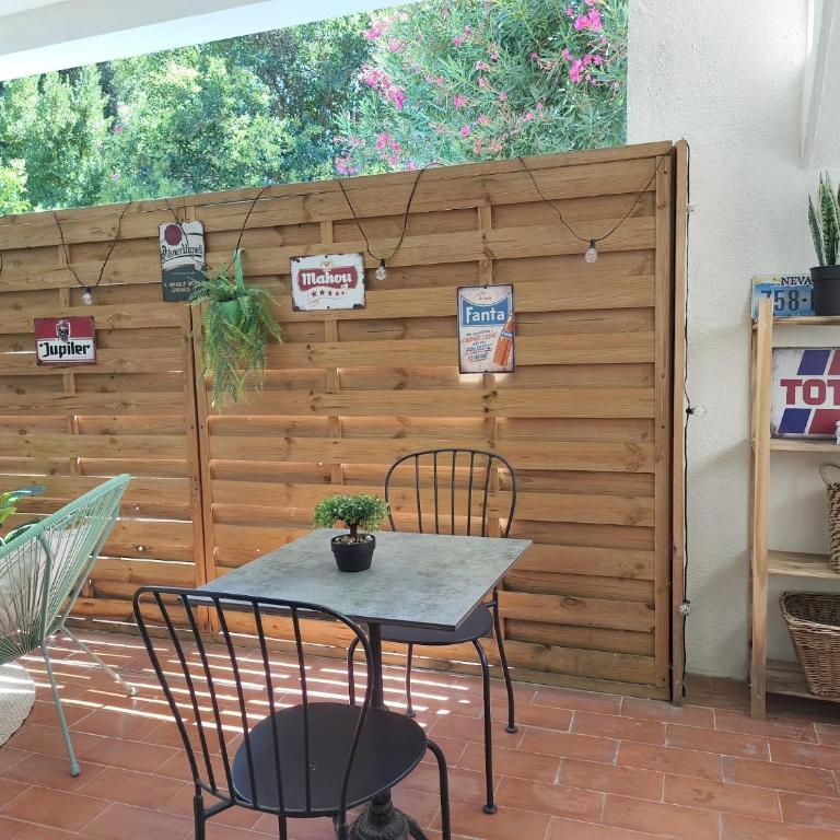 Le laurier rose, Clim, Terrasse, Tram à 1 min, Centre à pied - Apartment mit 1 Schlafzimmer - 14