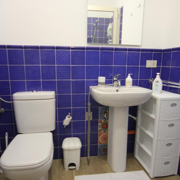 Casa Sveva - Finestra sulla storia - Appartamento Superior con 1 Camera da Letto e Balcone - 18