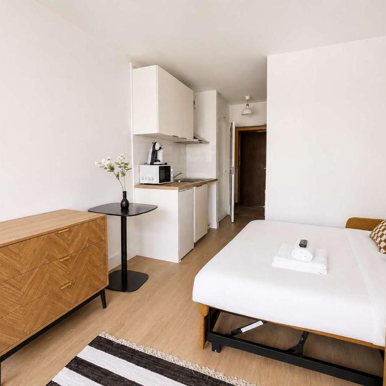 Studio Cosy avec terrasse Metro Pereire 2p - Apartamento - 1