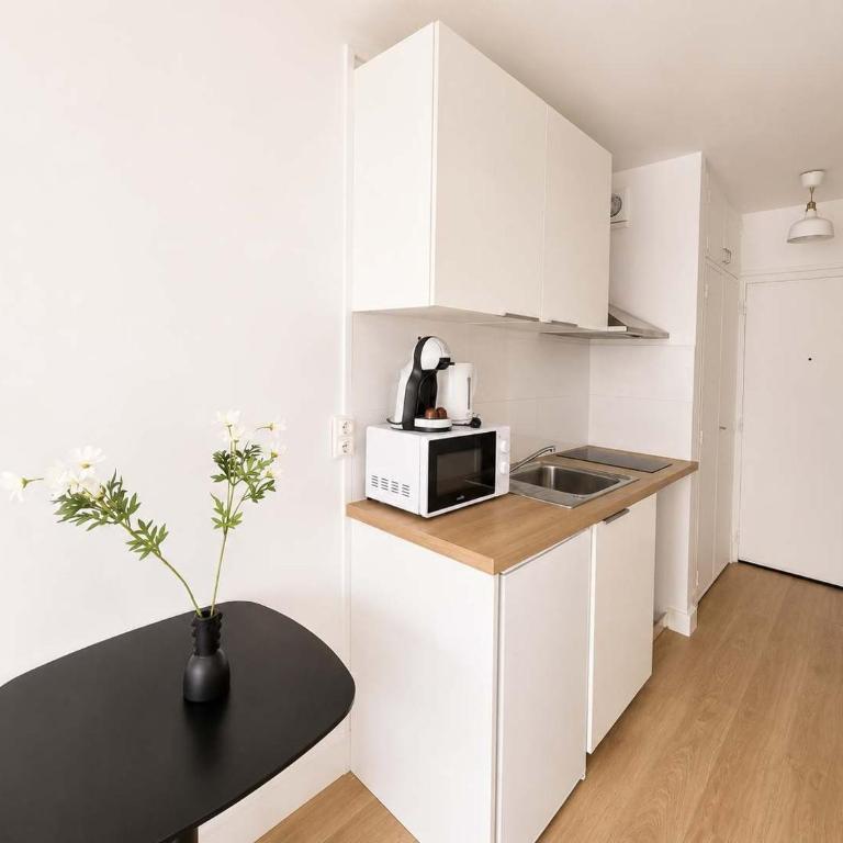 Studio Cosy avec terrasse Metro Pereire 2p - Apartamento - 6