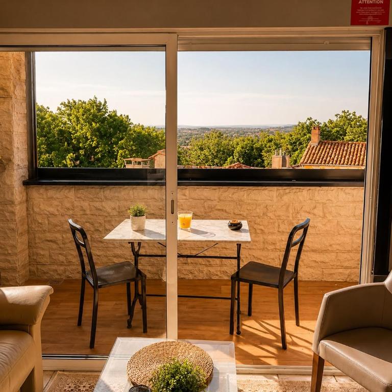 Vue Panoramique - Loft de Charme avec Terrasse - Appartement 1 Chambre - 9