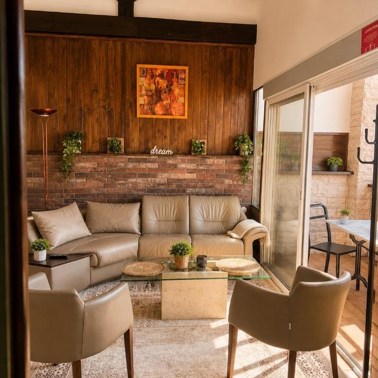 Vue Panoramique - Loft de Charme avec Terrasse - Appartement 1 Chambre - 4