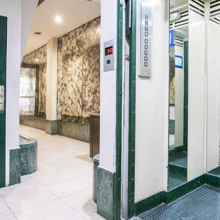 Excellent centrally located apartment close to the Teatro Colón - Apartamento de 2 dormitorios - 20