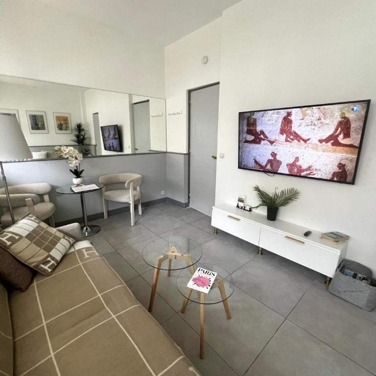 Lovely and Spacious apartment - Appartamento Deluxe con 1 Camera da Letto e Vista Giardino - 18