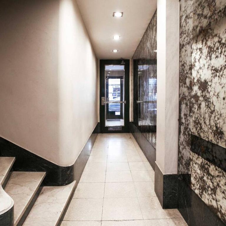 Excellent centrally located apartment close to the Teatro Colón - Apartamento de 2 dormitorios - 46