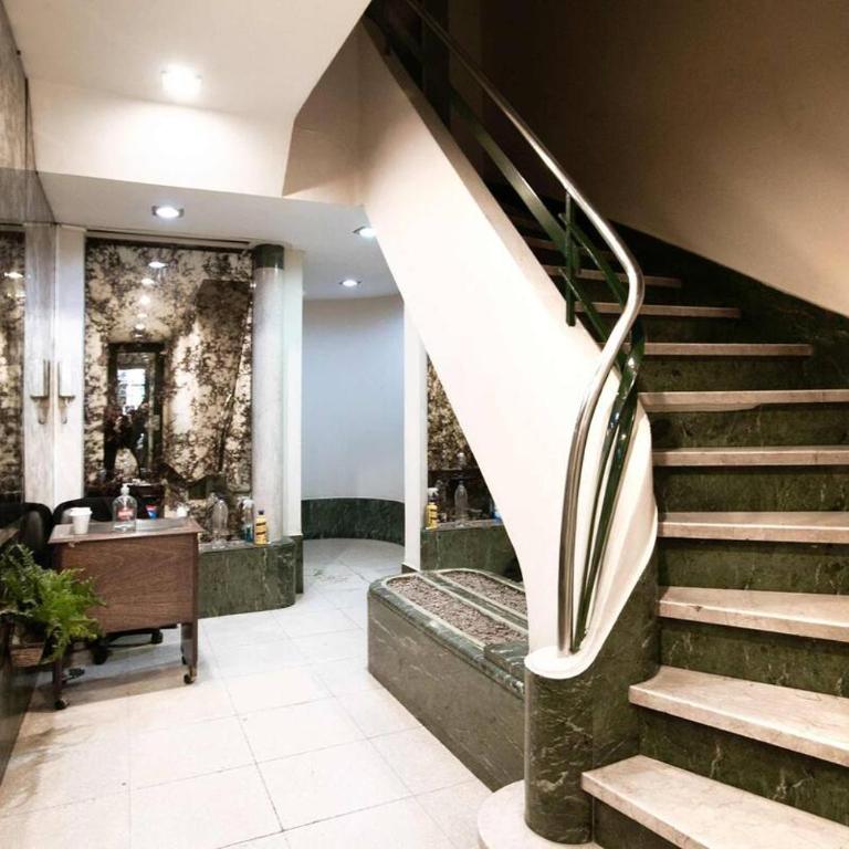 Excellent centrally located apartment close to the Teatro Colón - Apartamento de 2 dormitorios - 49
