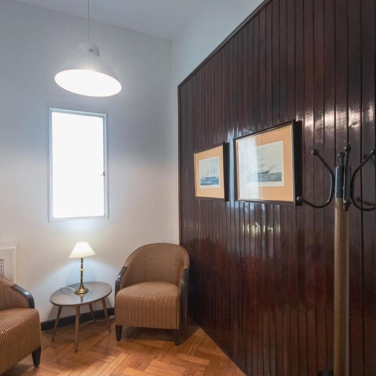 Excellent centrally located apartment close to the Teatro Colón - Apartamento de 2 dormitorios - 54