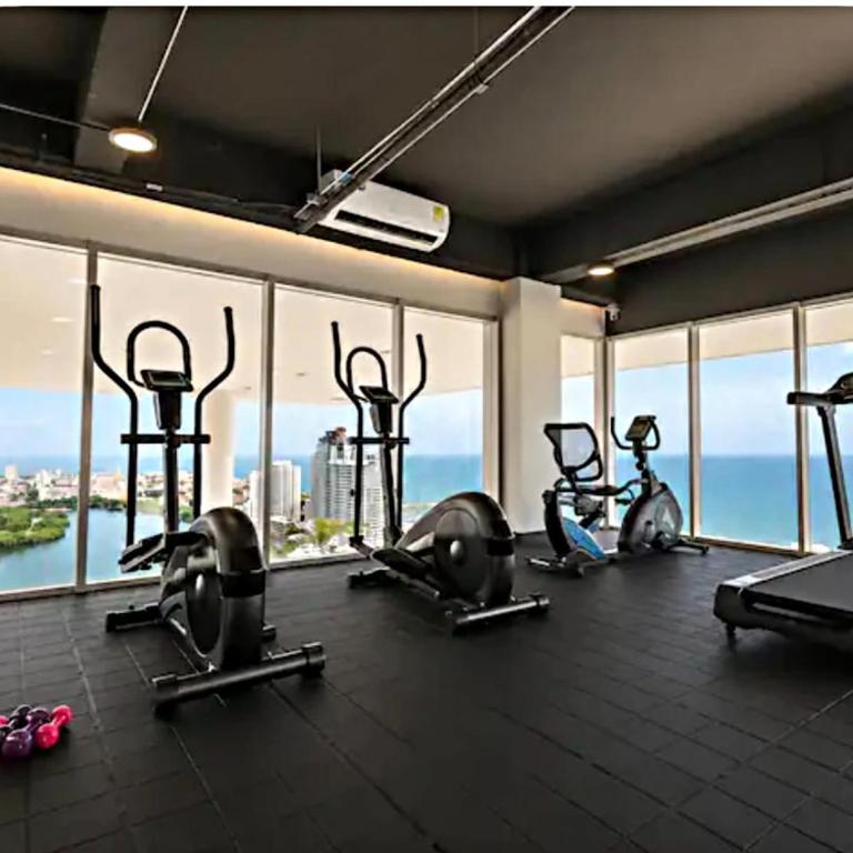 Great sunsets & sea views, near beach&downtown - Apartment with Sea View - 26