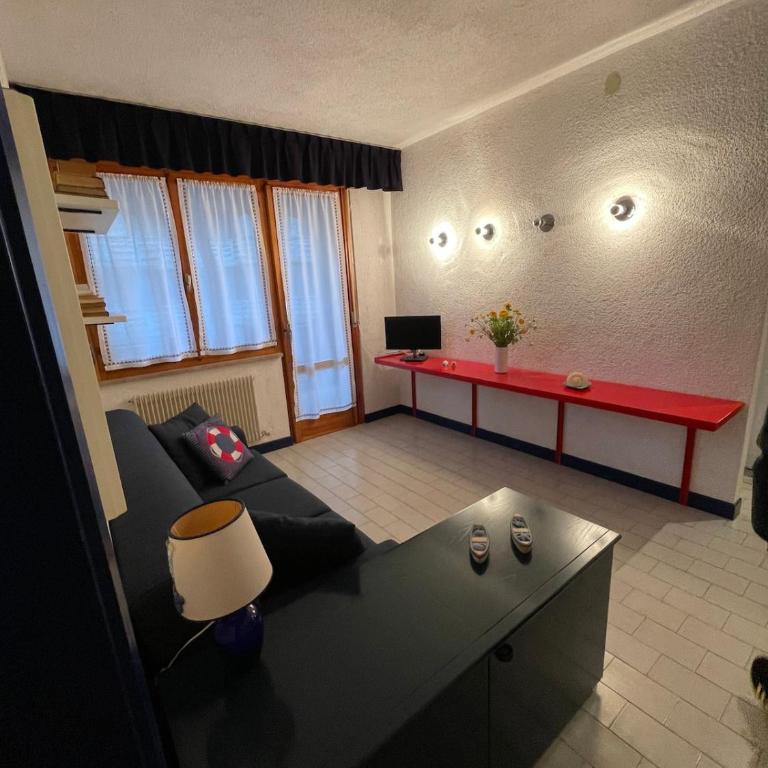 Apartment with large terrace near the sea - Two-Bedroom Apartment - 9