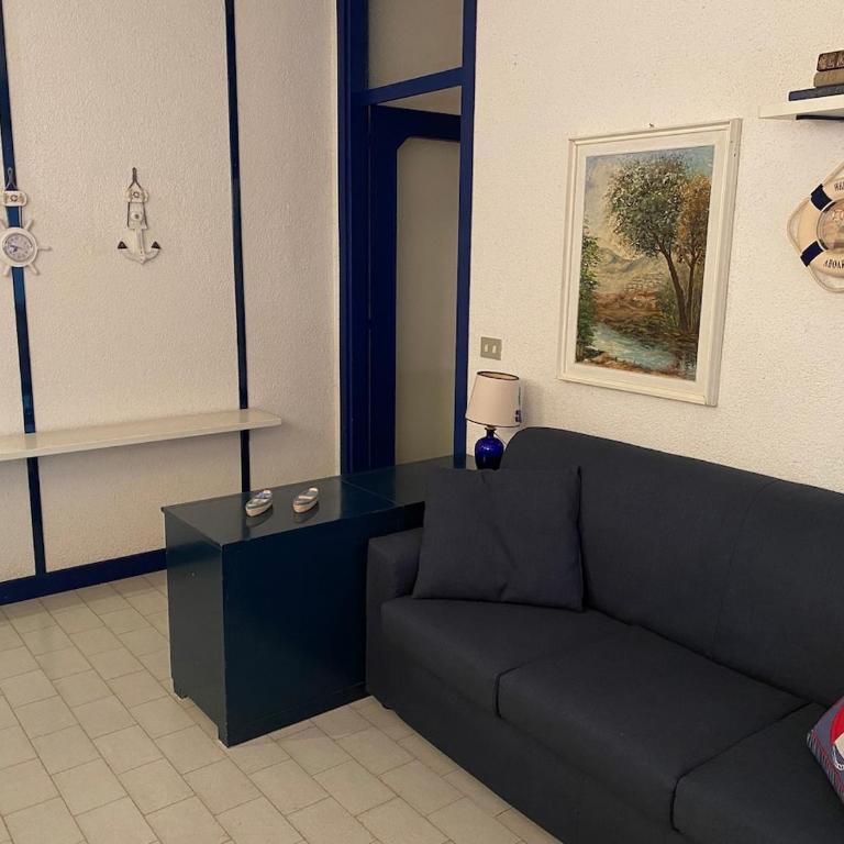 Apartment with large terrace near the sea - Two-Bedroom Apartment - 11