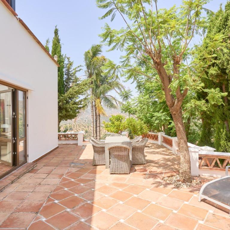 Villa With Infinity Pool Hot Tub - Villa con vistas al mar - 3
