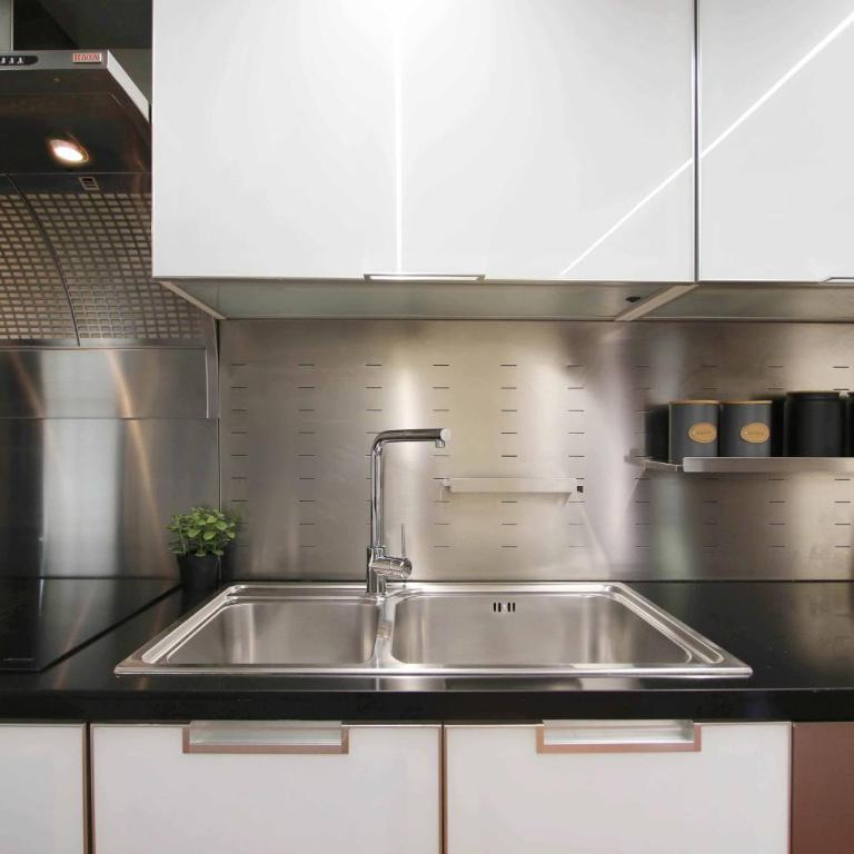 The Vault Loft Tricolore - Mattoni & Design - Appartamento con 1 Camera da Letto - 2