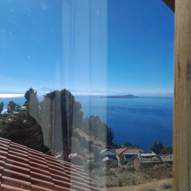 Casa de la Luna - ISLA DEL SOL - Habitación con cama extragrande y vistas al lago - 6