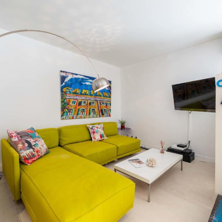 1-Br Cannes East Residence with Swimming Pool - Apartment - 9