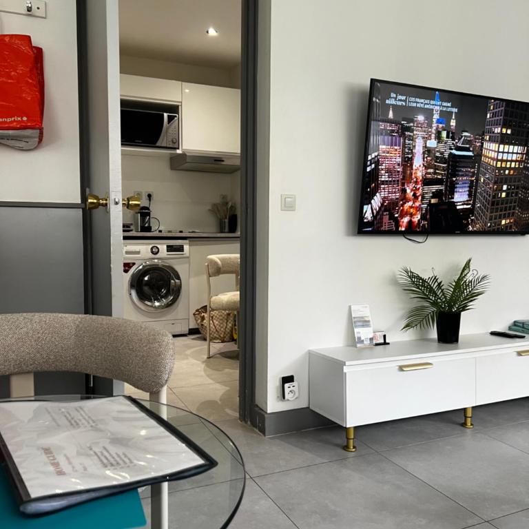 Lovely and Spacious apartment - Appartamento Deluxe con 1 Camera da Letto e Vista Giardino - 21