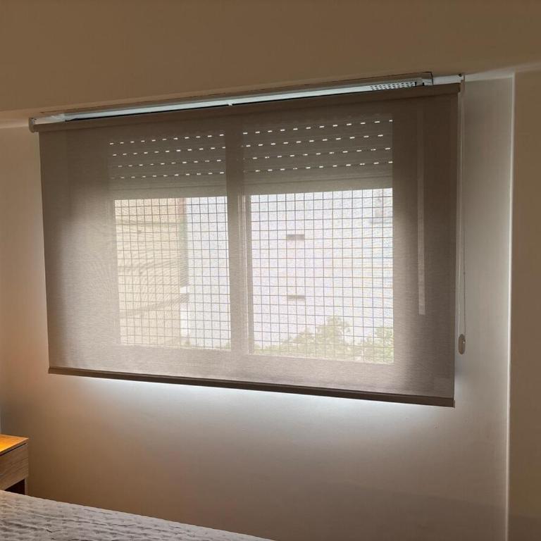 Luminoso Departamento 2 ambientes Habitación comedor y Cocina - Apartamento de 1 dormitorio con vistas a la ciudad - 4