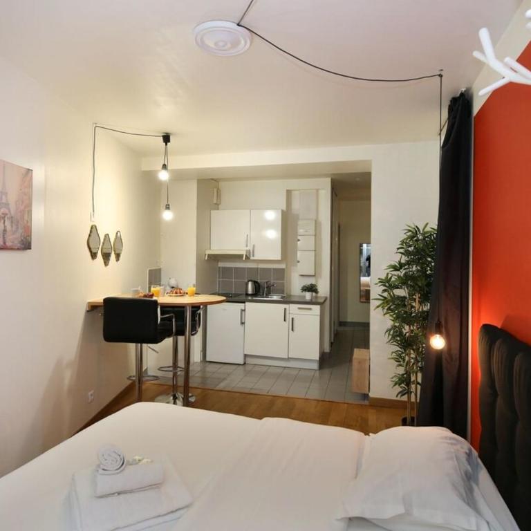 101 - Studio confortable avec kitchenette Paris 5 - Studio - 1