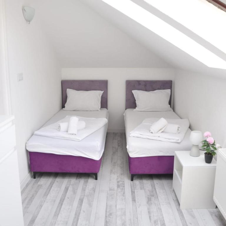 Villa Saraj with Swimming Pool & Jacuzzi near Sarajevo - Villa - 69