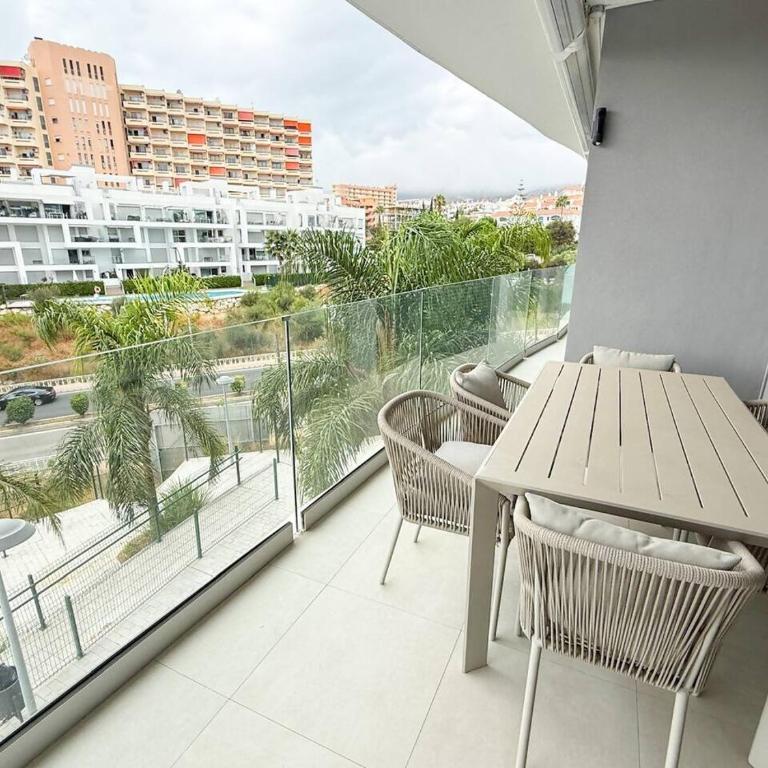 Torremar Luxe: upscale 2bed apartment by the beach - Apartamento de 2 dormitorios con balcón y vistas al mar - 14