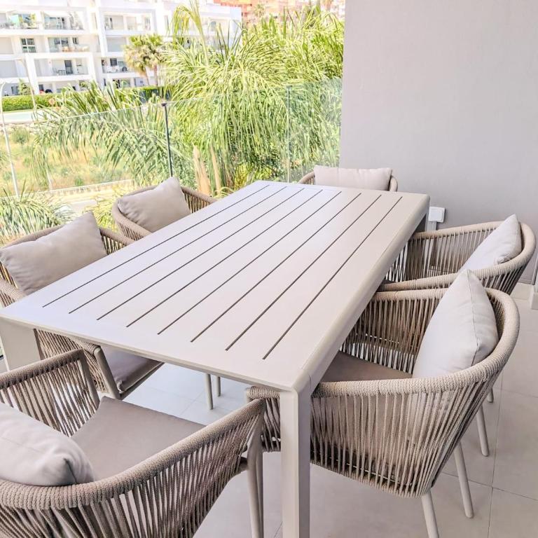 Torremar Luxe: upscale 2bed apartment by the beach - Apartamento de 2 dormitorios con balcón y vistas al mar - 12