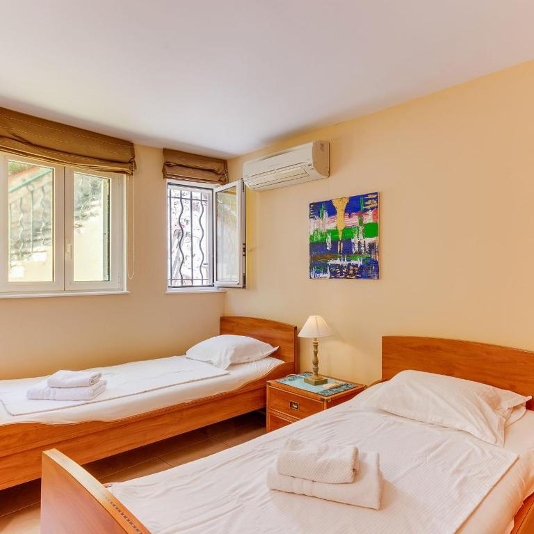 LA MALMAISON AP1064 Villefranche-sur-Mer, by RIVIERA HOLIDAY HOMES - Appartement - Vue sur Mer - 17