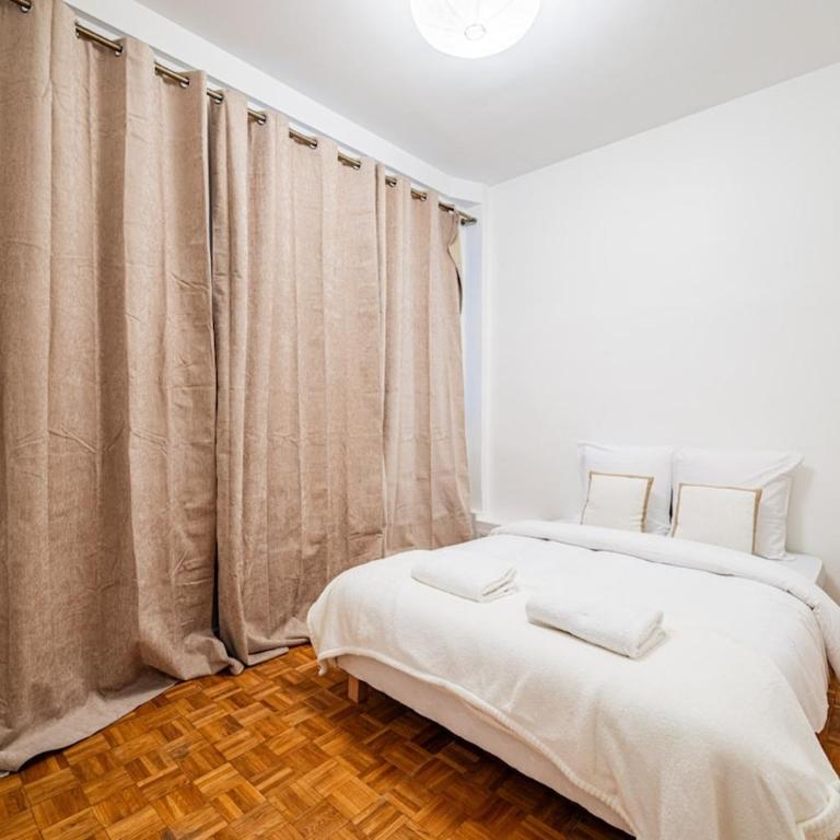 3 Bedrooms - Paris 17 - 6 people - Renovated - Apartment mit 3 Schlafzimmern - 2