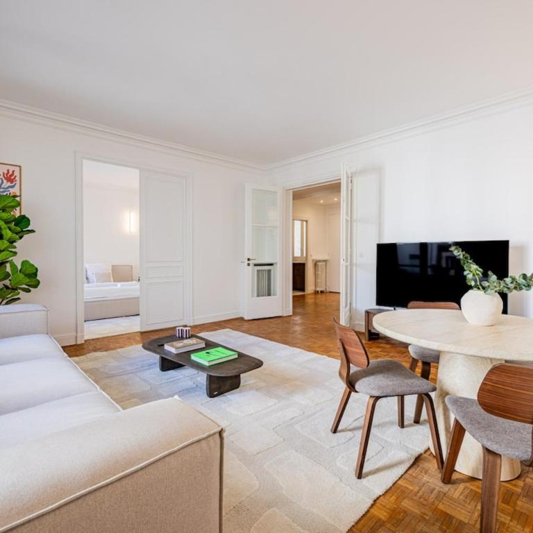 3 Bedrooms - Paris 17 - 6 people - Renovated - Apartment mit 3 Schlafzimmern - 7