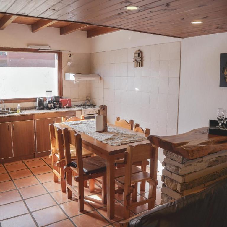 Complejo Raíces Patagonicas - Bungalow de 2 dormitorios - 3