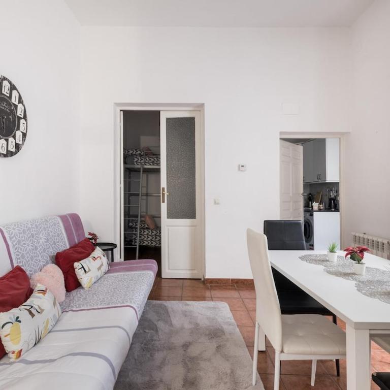 Amplio apt para grupos en Chueca con Gran Vía a pie - Apartment - 13