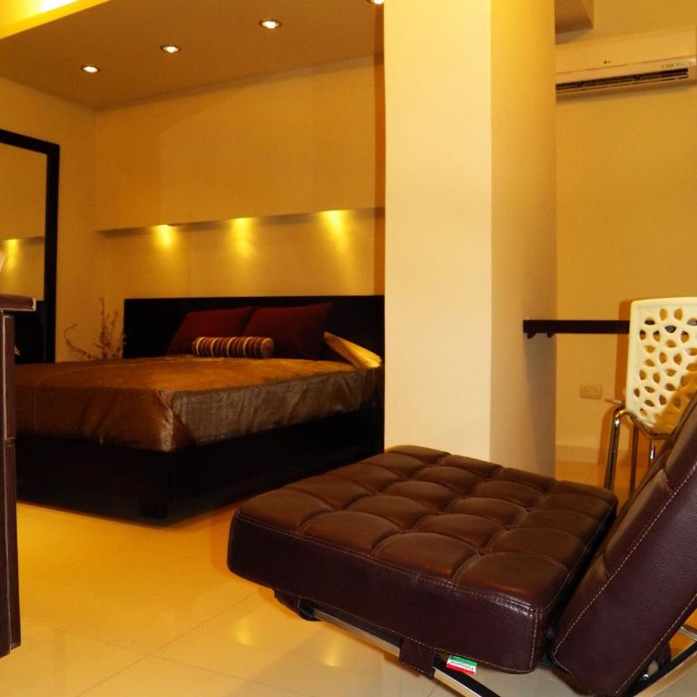 Business Class Prims Hotel - Deluxe Double or Twin Room with City View - 1