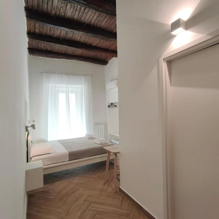 Chicca a Santa Chiara - Double Room - 4