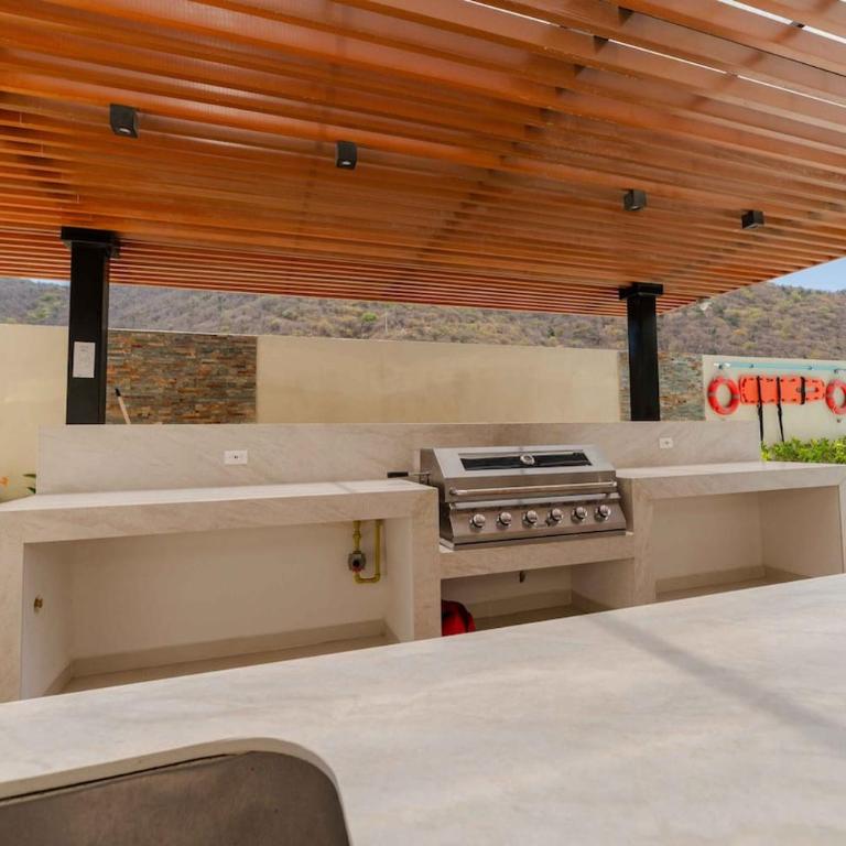 Confort y Vista Lateral al Mar - Apartamento de 2 dormitorios - 35