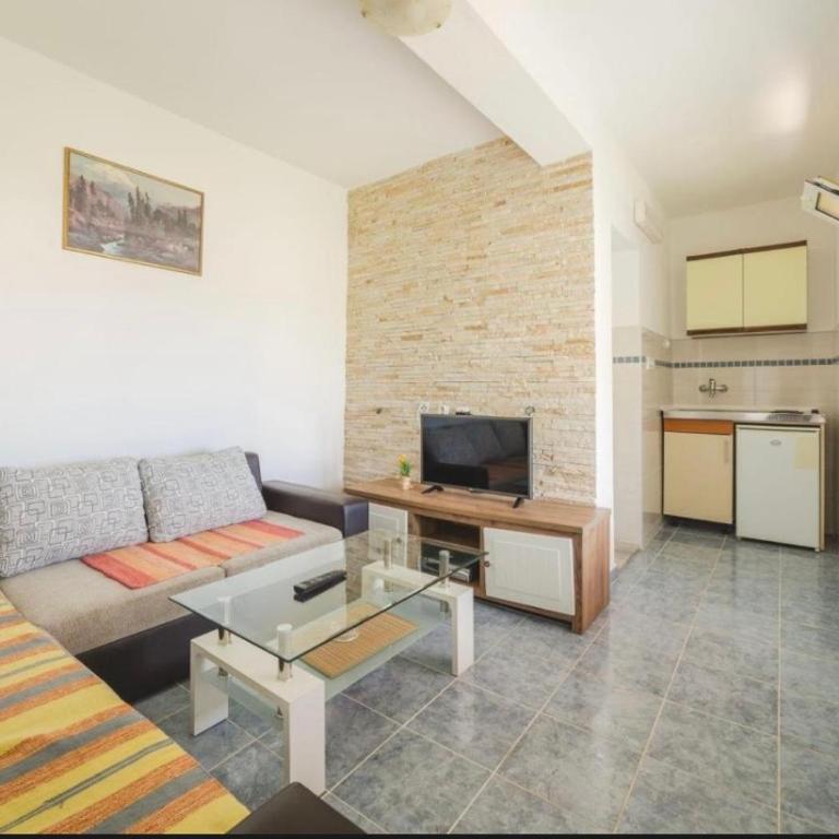 Apartments Boki - Apartment mit 1 Schlafzimmer, Balkon und Meerblick - 1