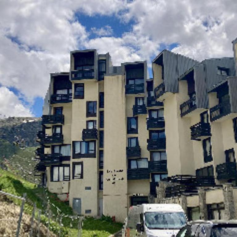 Charmant T3 rénové, ski aux pieds, Val Claret, 5-6 pers, WiFi inclus - FR-1-889-33 - Apartment - 7